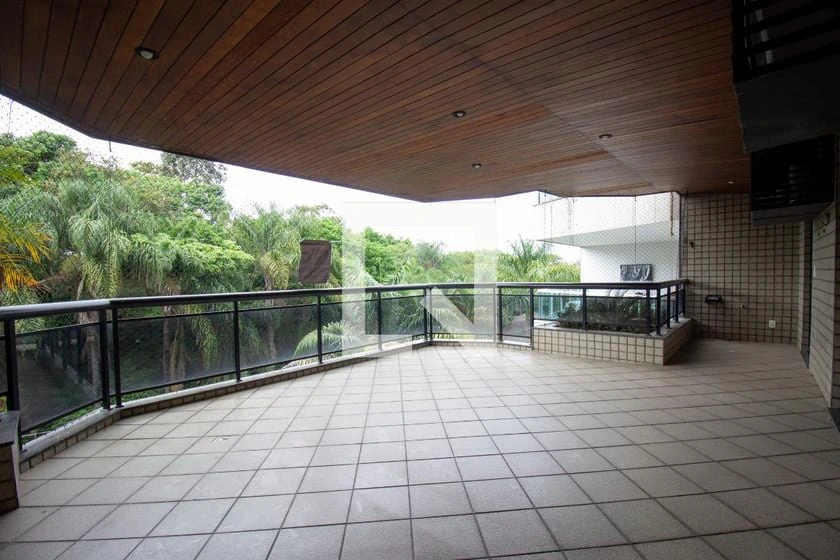 200 m² apartment with 3 bedrooms and 2 parking spaces — photo 7