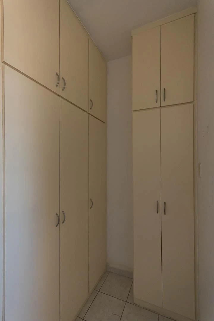 2-bedroom apartment with 1 bathroom, no parking space — photo 35