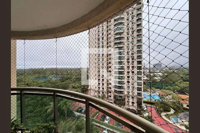 Apartamento de 4 dormitorios de 105 m² y 2 plazas — photo 2
