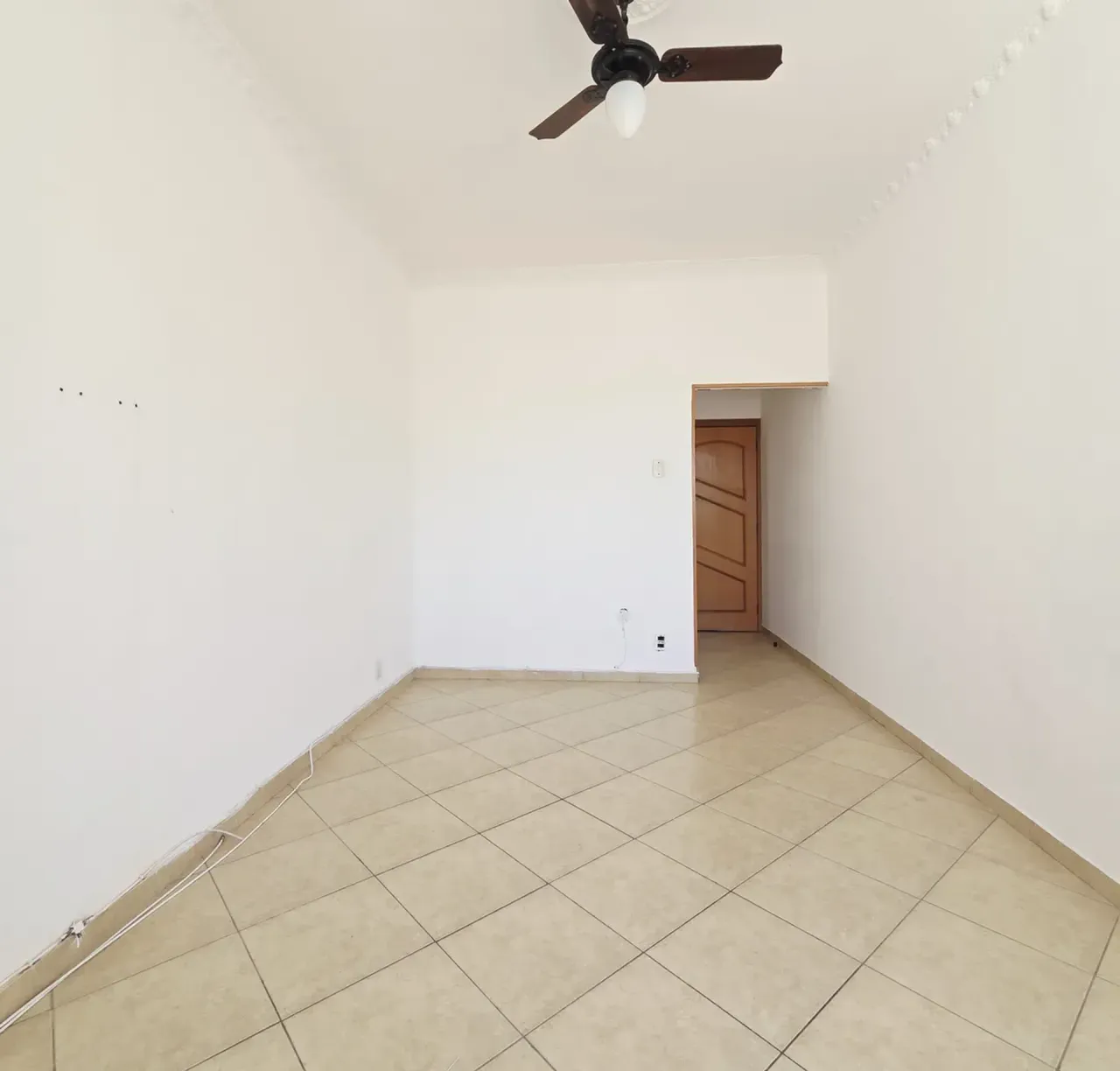 Apartamento com 2 quartos, 1 banheiro e cozinha fechada — photo 8