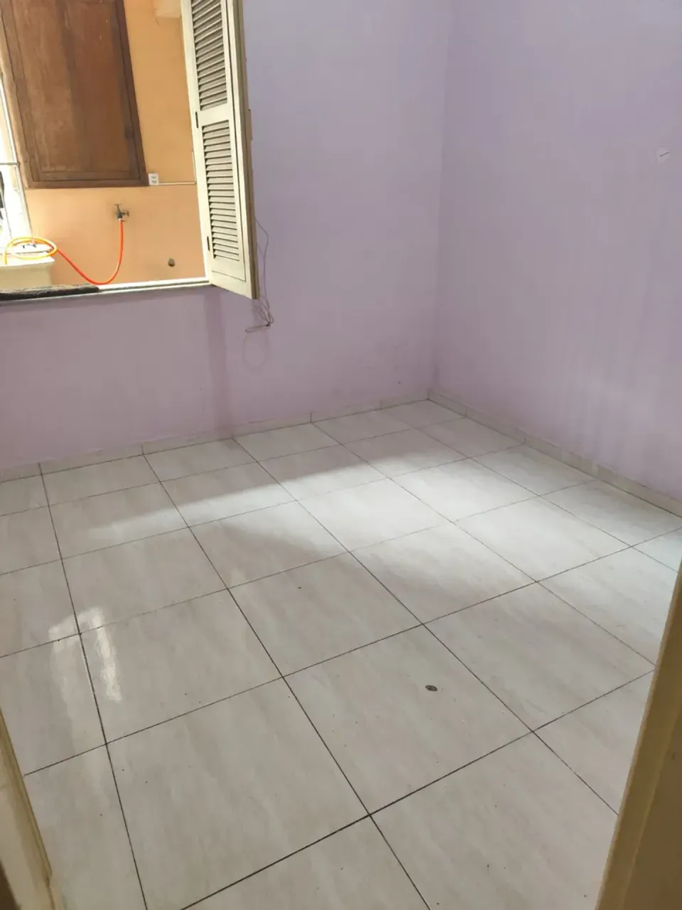 Unfurnished apartment with 2 bedrooms and a glass shower — photo 6
