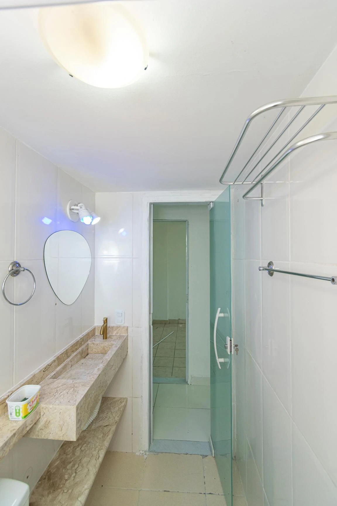Apartamento de 2 quartos em condomínio com academia — photo 3