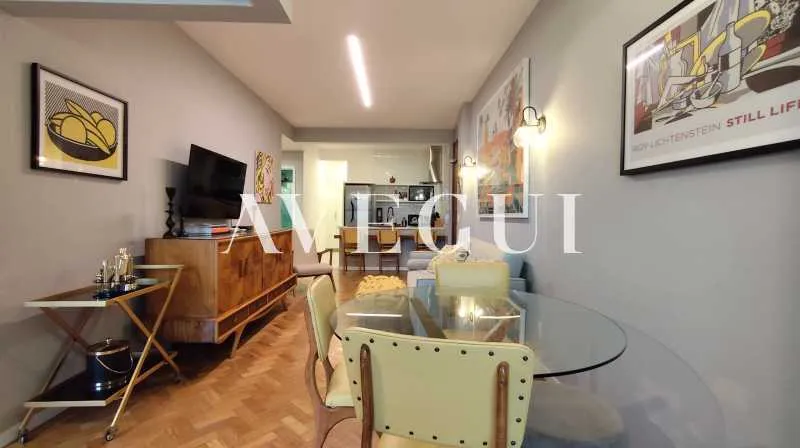 Apartamento mobiliado com 2 quartos e varanda de vidro — photo 18