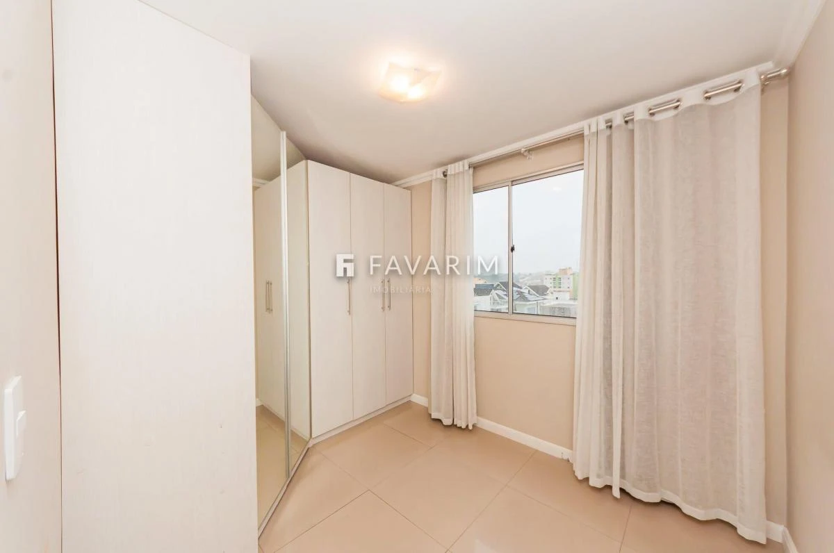 3-bedroom apartment in a building with a pool — photo 22