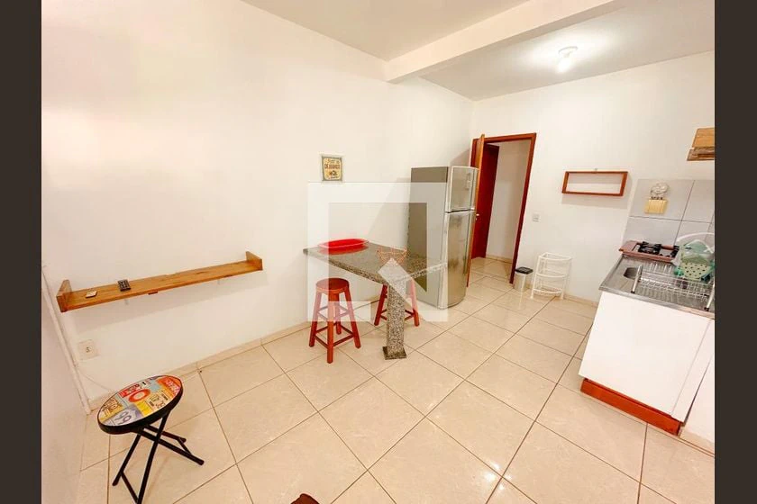 Furnished apartment, 40 m², with floor-to-ceiling windows — photo 13