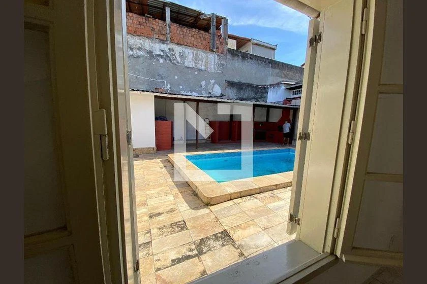 Rental house with 6 bedrooms and 704 m² — photo 27