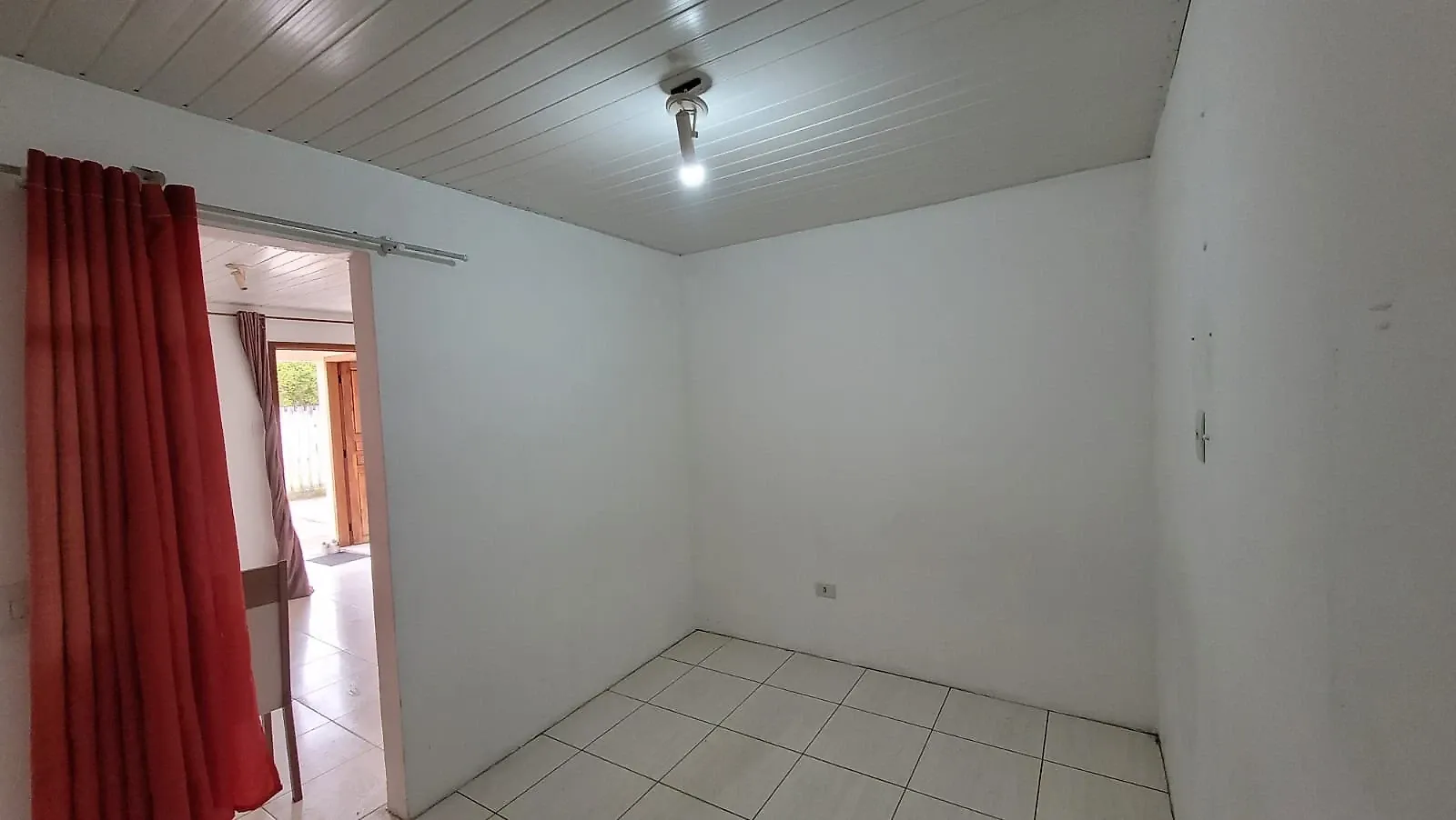 One-bedroom, 20 m² apartment in Curitiba — photo 3