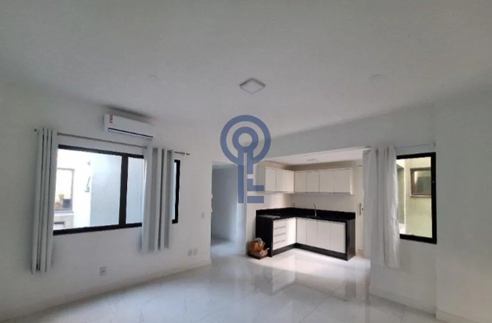 29 m² studio with 1 bedroom and open-plan kitchen — photo 2
