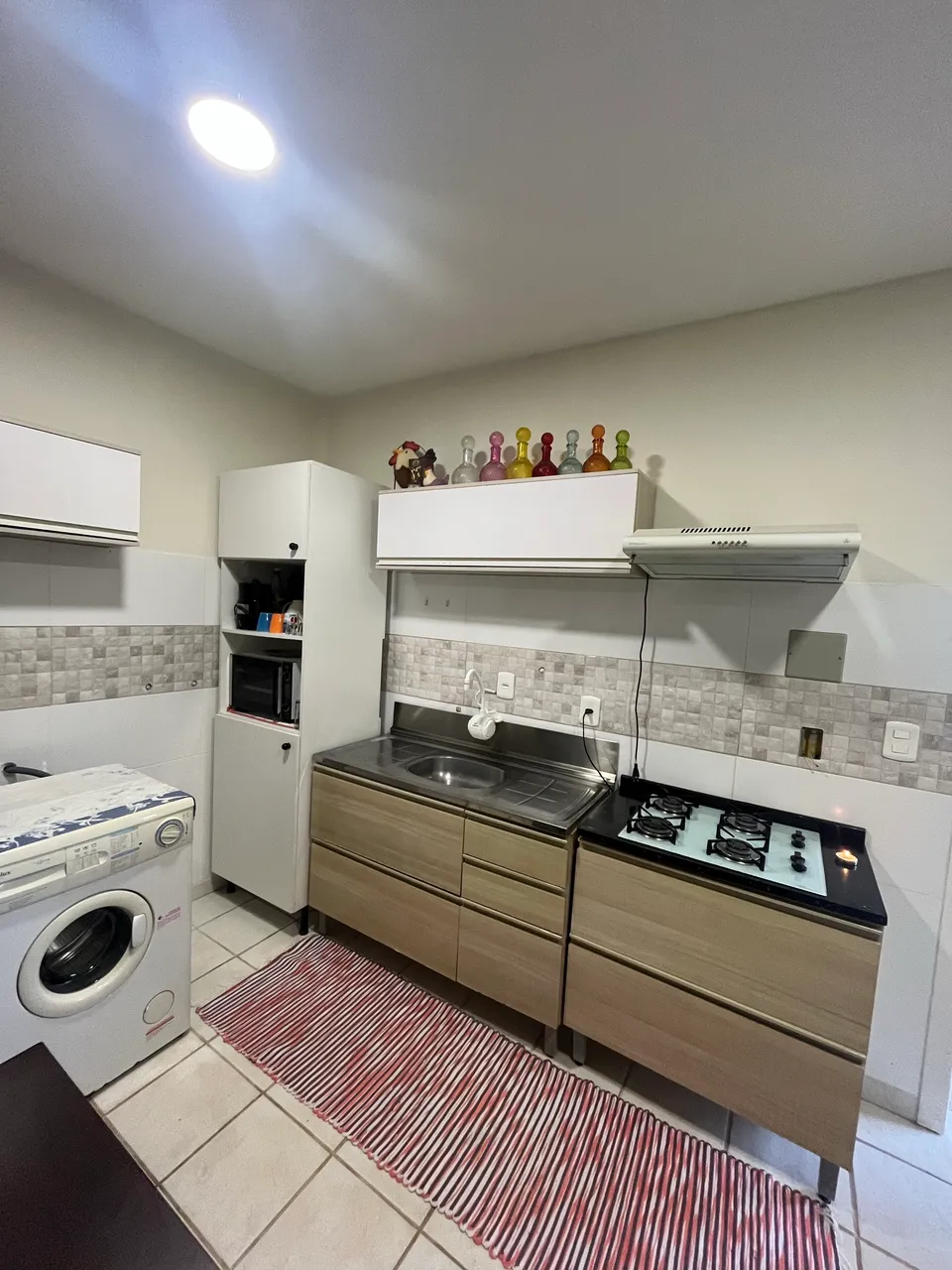 House with 1 bedroom and a separate gas stove kitchen