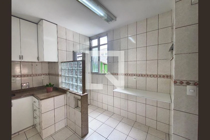Rental apartment with 2 bedrooms and a balcony — photo 14