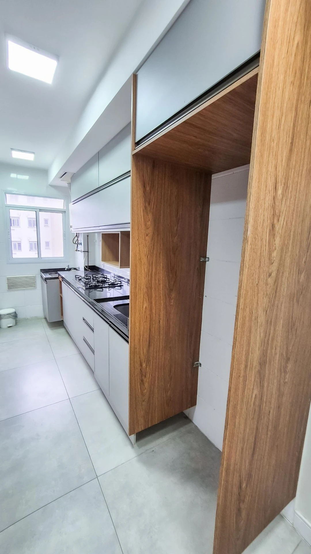 Apartamento com 2 quartos e varanda — photo 11