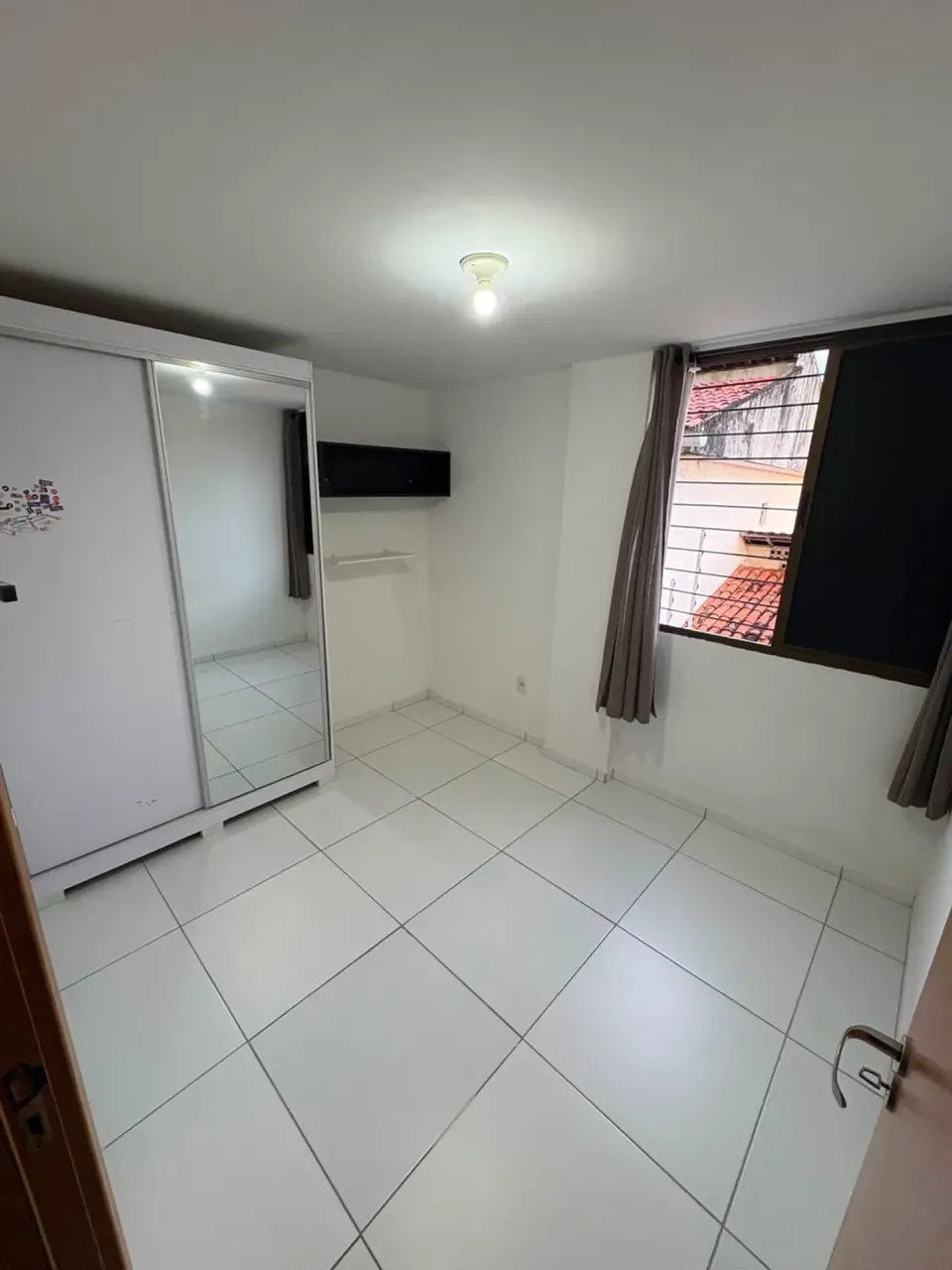 Пральна машина та 2 спальні: квартира 55 м² — photo 8