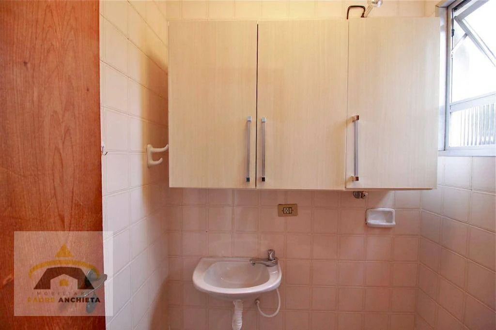 Квартира з 2 спальнями та пральною машиною — photo 19