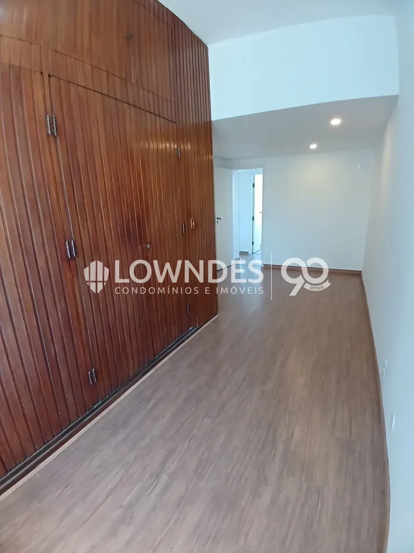 3-bedroom apartment with 1 bathroom and parking space — photo 27