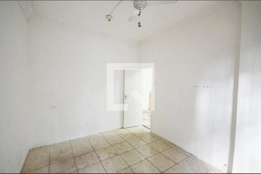 Rental house with 8 bedrooms and 8 bathrooms — photo 23