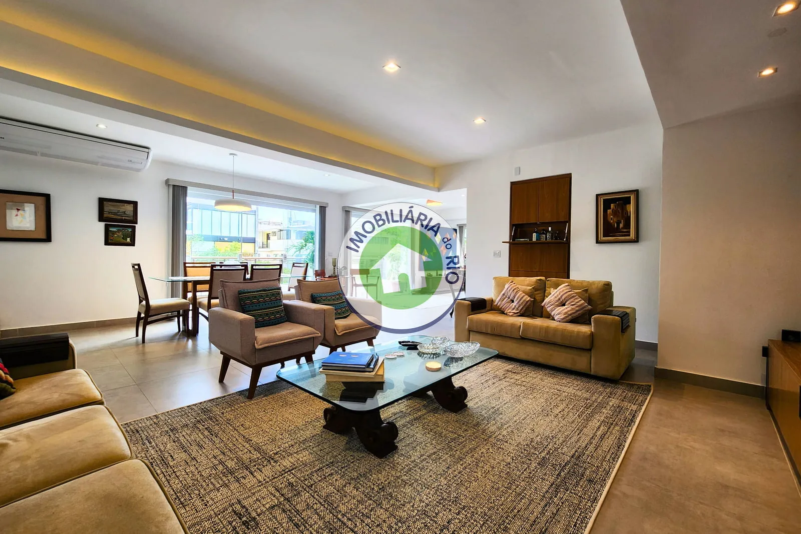 Apartment on the 2nd floor with floor-to-ceiling windows — photo 7