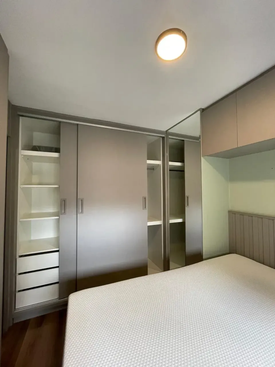 Меблированная квартира с кухней открытой планировки 34 м² — photo 20