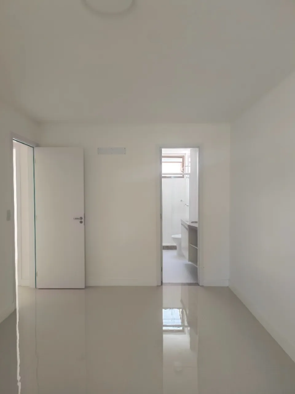 Apartamento com 3 quartos e 3 banheiros, 108 m² — photo 10