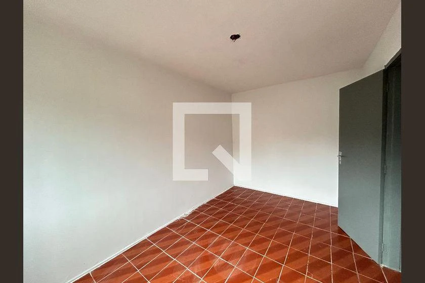 Unfurnished apartment with 2 bedrooms and gas water heater — photo 35