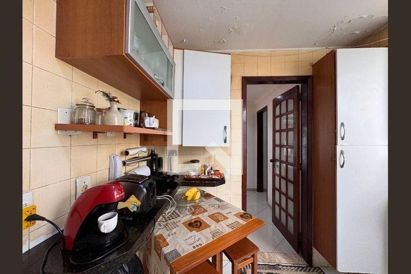 Glass-enclosed balcony in a 2-bedroom apartment, 115 m² — photo 21