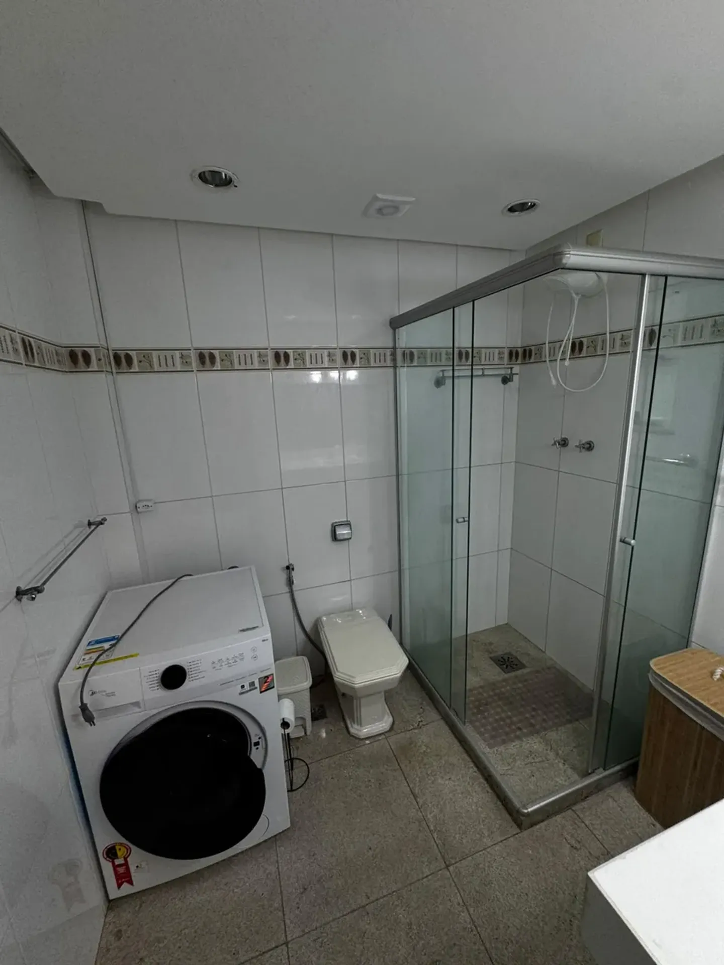 3-bedroom apartment with a washing machine — photo 7