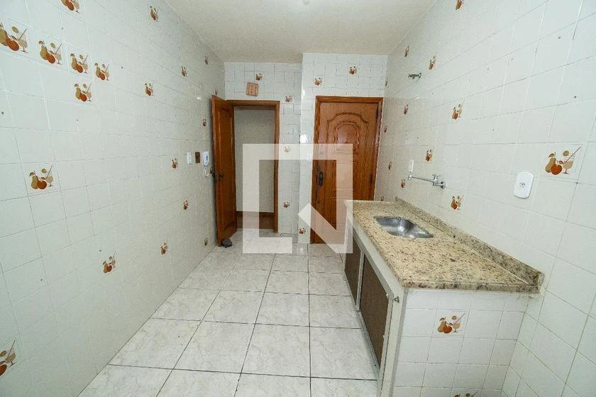 90 m² apartment with a park view and a bathtub — photo 22