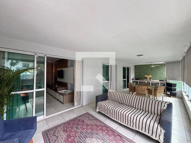 Furnished apartment, 132 m², with a glass-enclosed balcony — photo 31