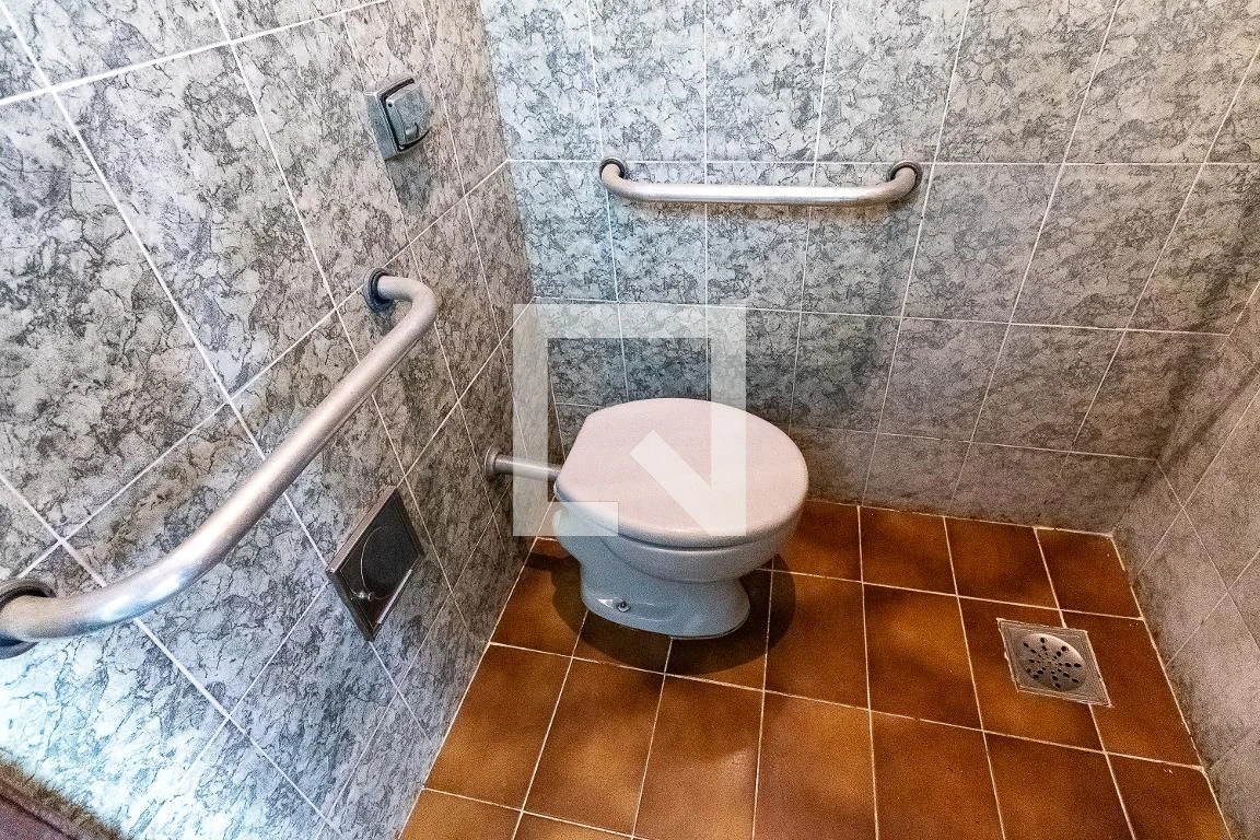 Casa de 2 andares com 238 m², 3 quartos e jardim — photo 56