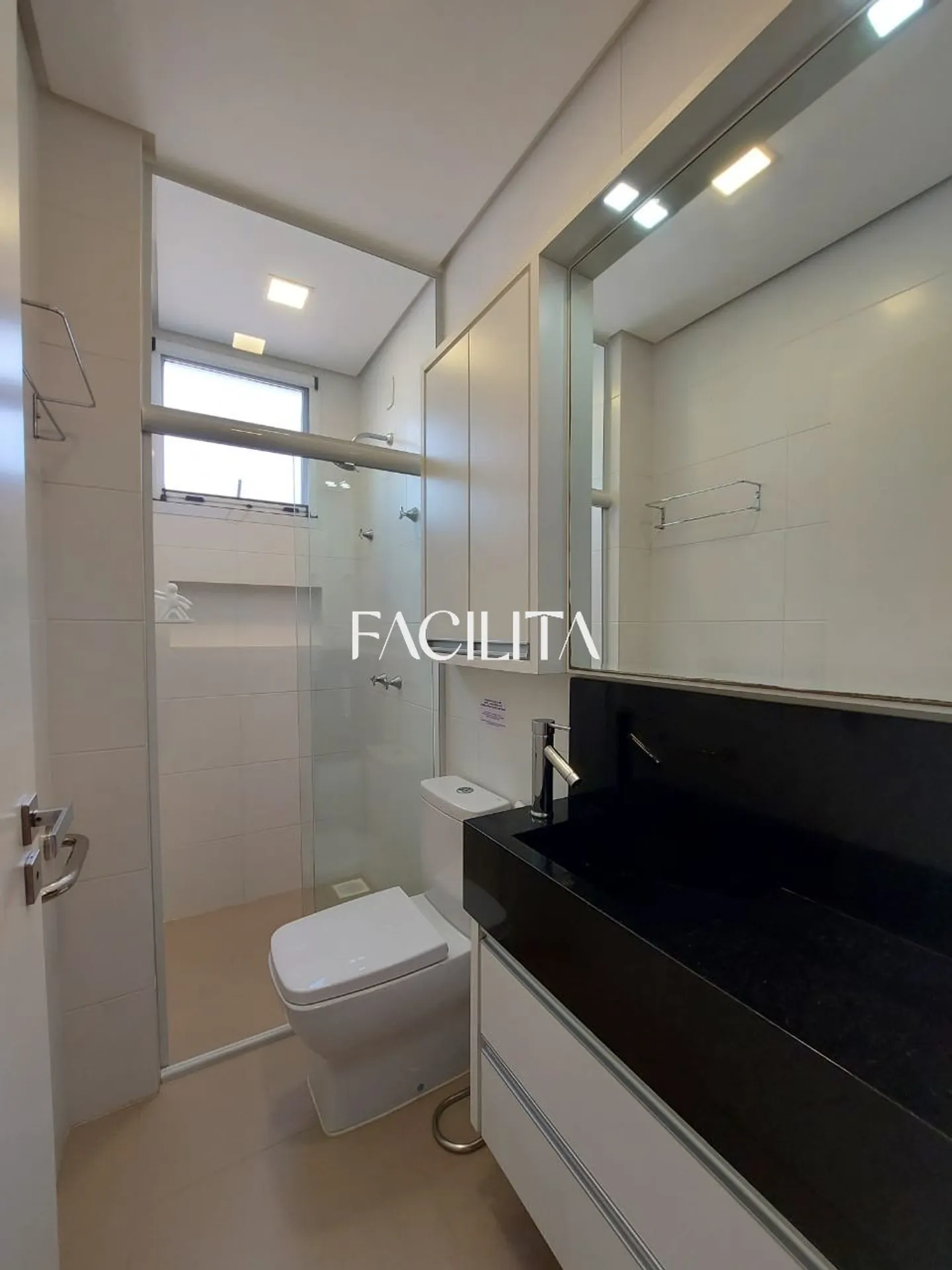 Меблированный дуплекс-пентхаус с 4 спальнями и 245 м² — photo 27