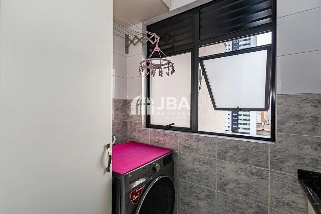 122 m² apartment with a park view and a home office — photo 3