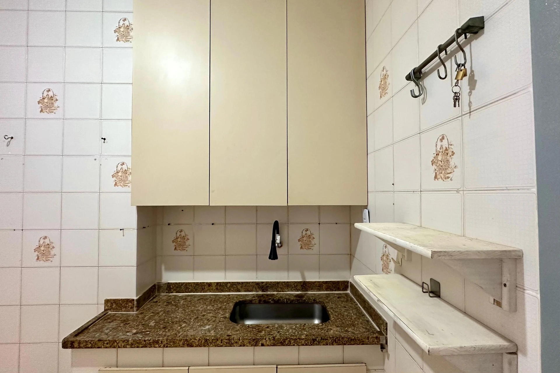 Квартира з 2 спальнями та 1 ванною і 1 паркомісцем — photo 19