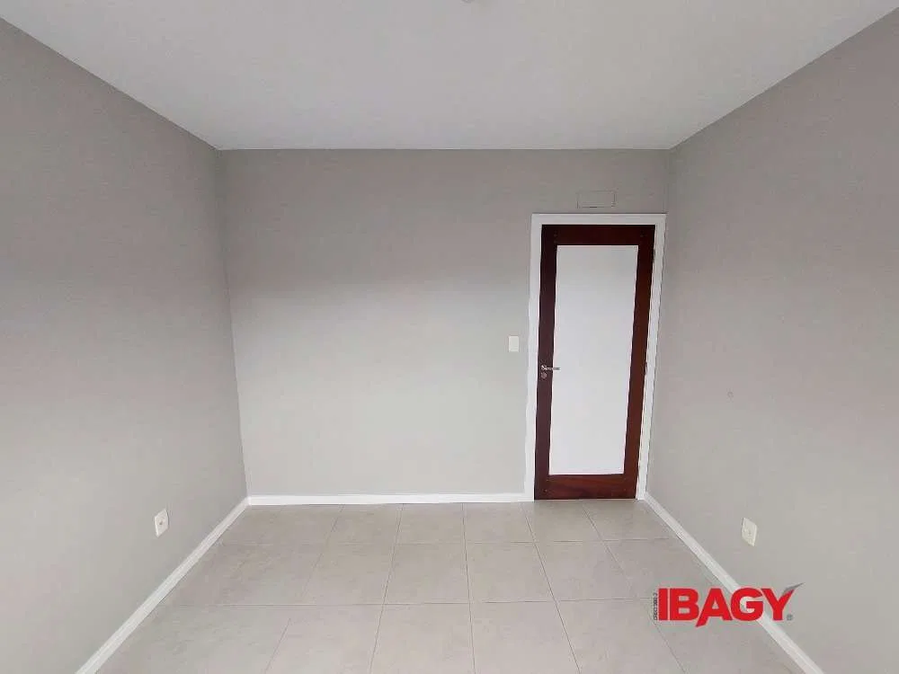 Apartment, 64 m², with a private BBQ — photo 5