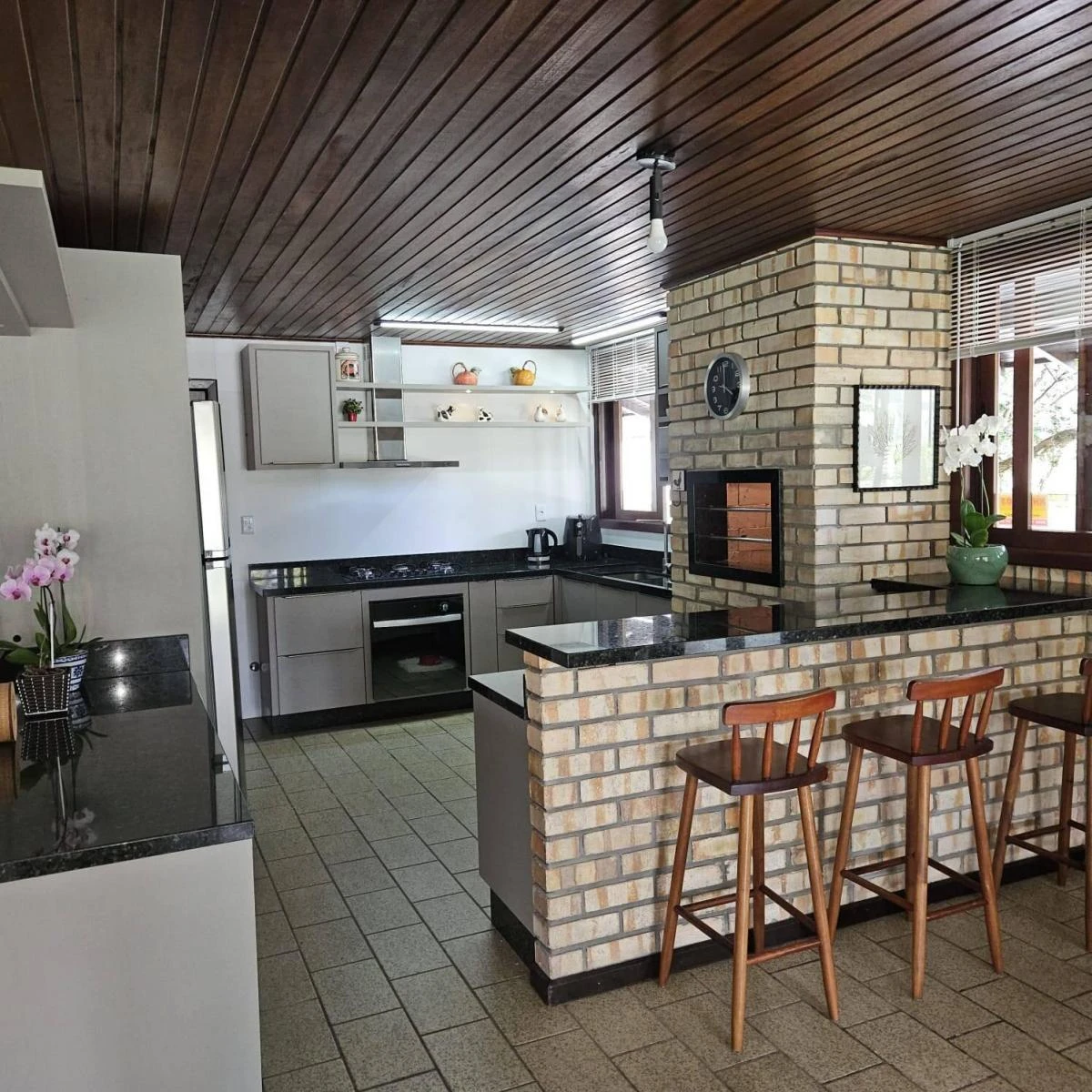 Стиральная машина и 4 спальни: дом 280 м² — photo 22