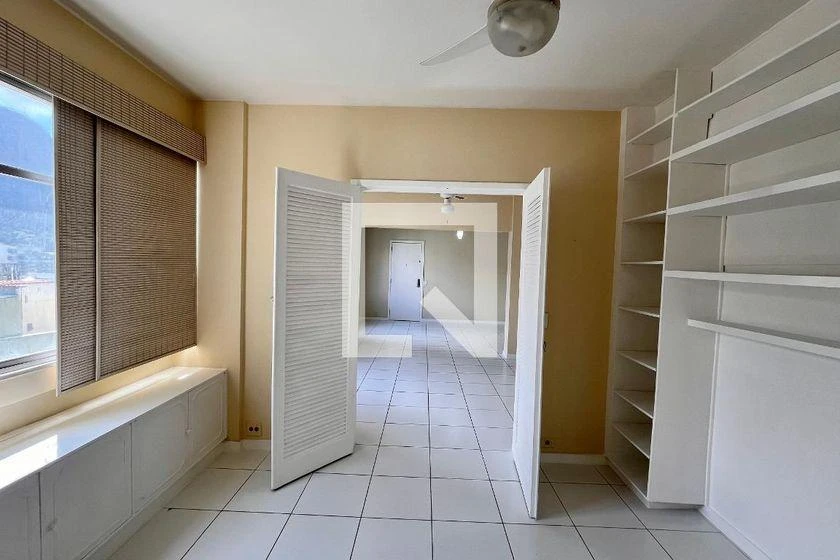 Apartamento de 2 quartos com cozinha fechada — photo 20
