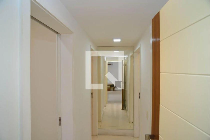 3-bedroom apartment with a water view — photo 24