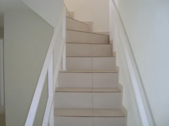 Apartamento com 4 quartos e varanda de vidro — photo 11
