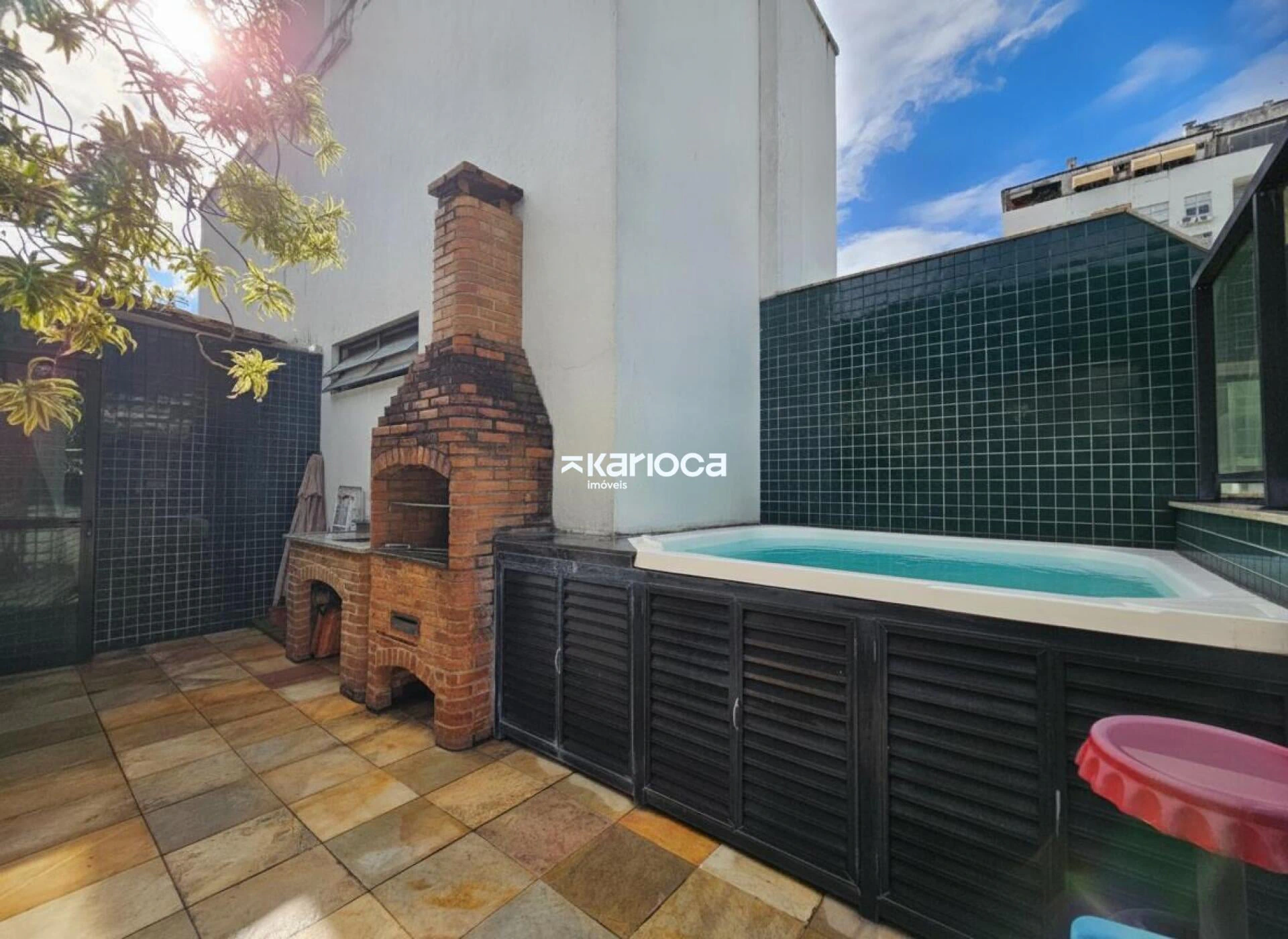 Furnished 187 m² apartment with 4 bedrooms and private BBQ — photo 6