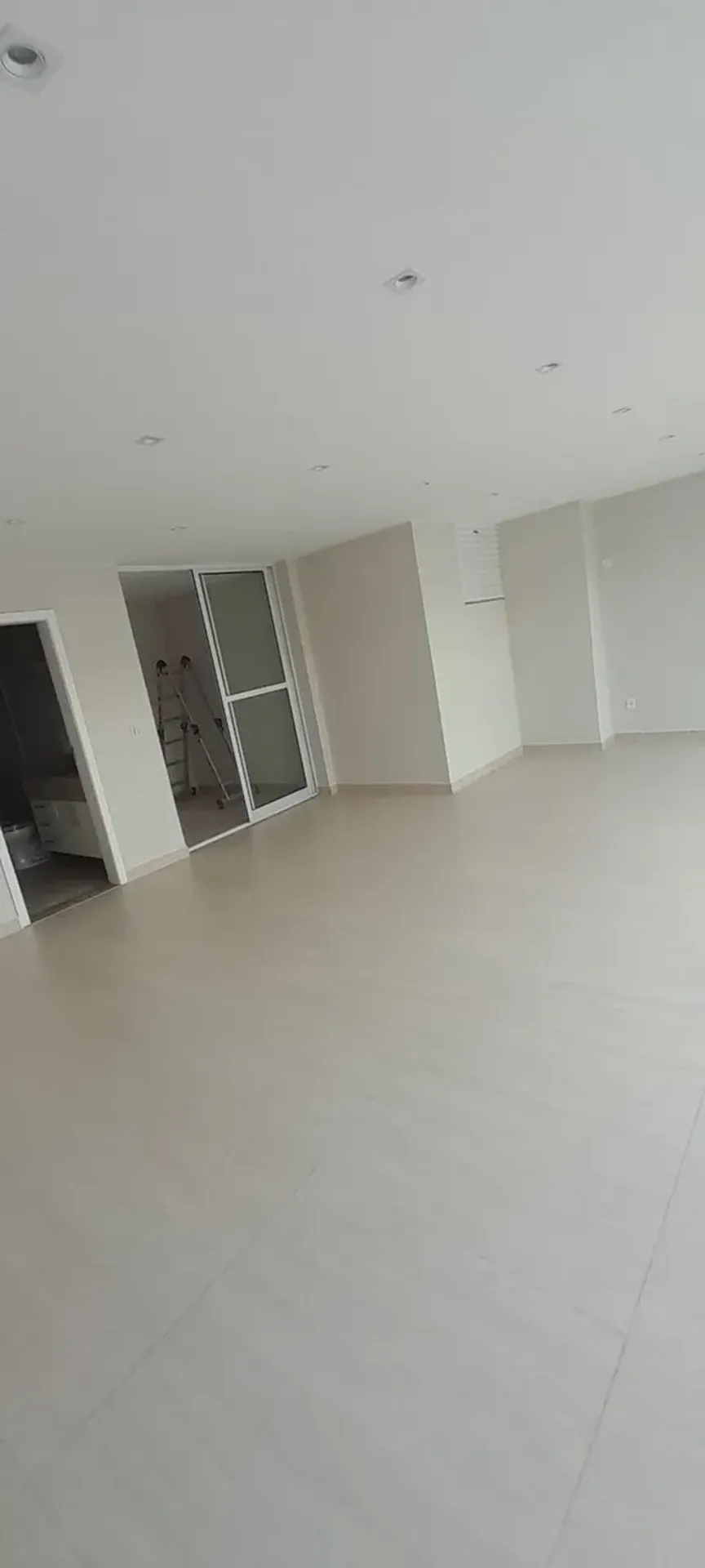 Квартира 300 м² з видом на воду та панорамними вікнами — photo 9