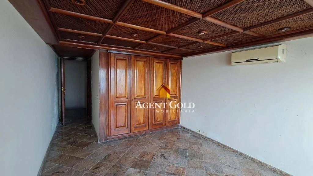 Rental house 700 m² with 5 en-suite bedrooms and 11 baths — photo 47
