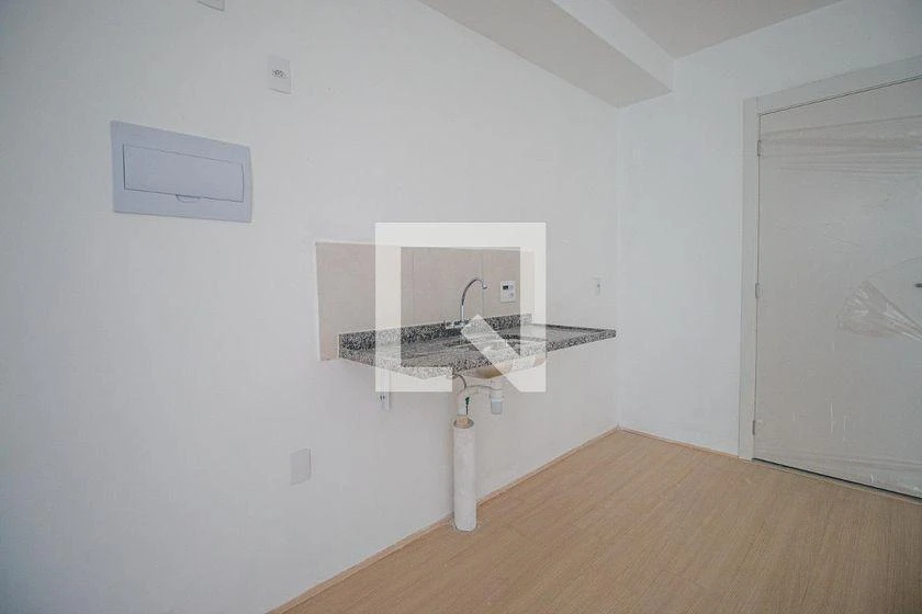 Apartment, 32 m², with wood or laminate floors — photo 10