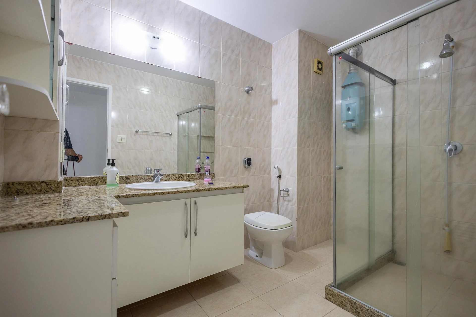 3-bedroom apartment with a park view — photo 42