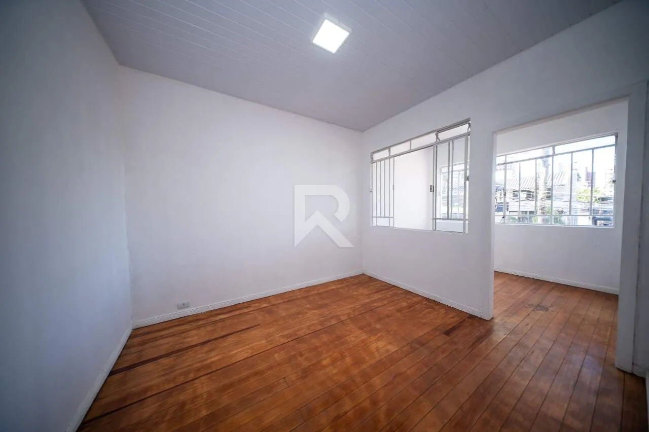Rental house with laundry area and 5 bedrooms — photo 29