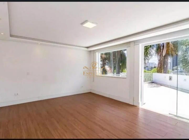 674 m² unfurnished house with 3 ensuite bedrooms and balcony — photo 7