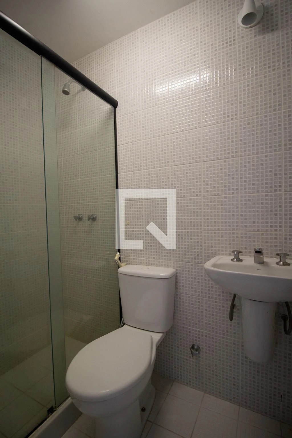 3-bedroom apartment with balcony and 2 parking spots — photo 39
