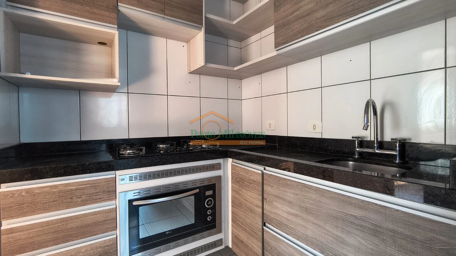 Apartamento com 2 quartos e cozinha separada de 65 m² — photo 14