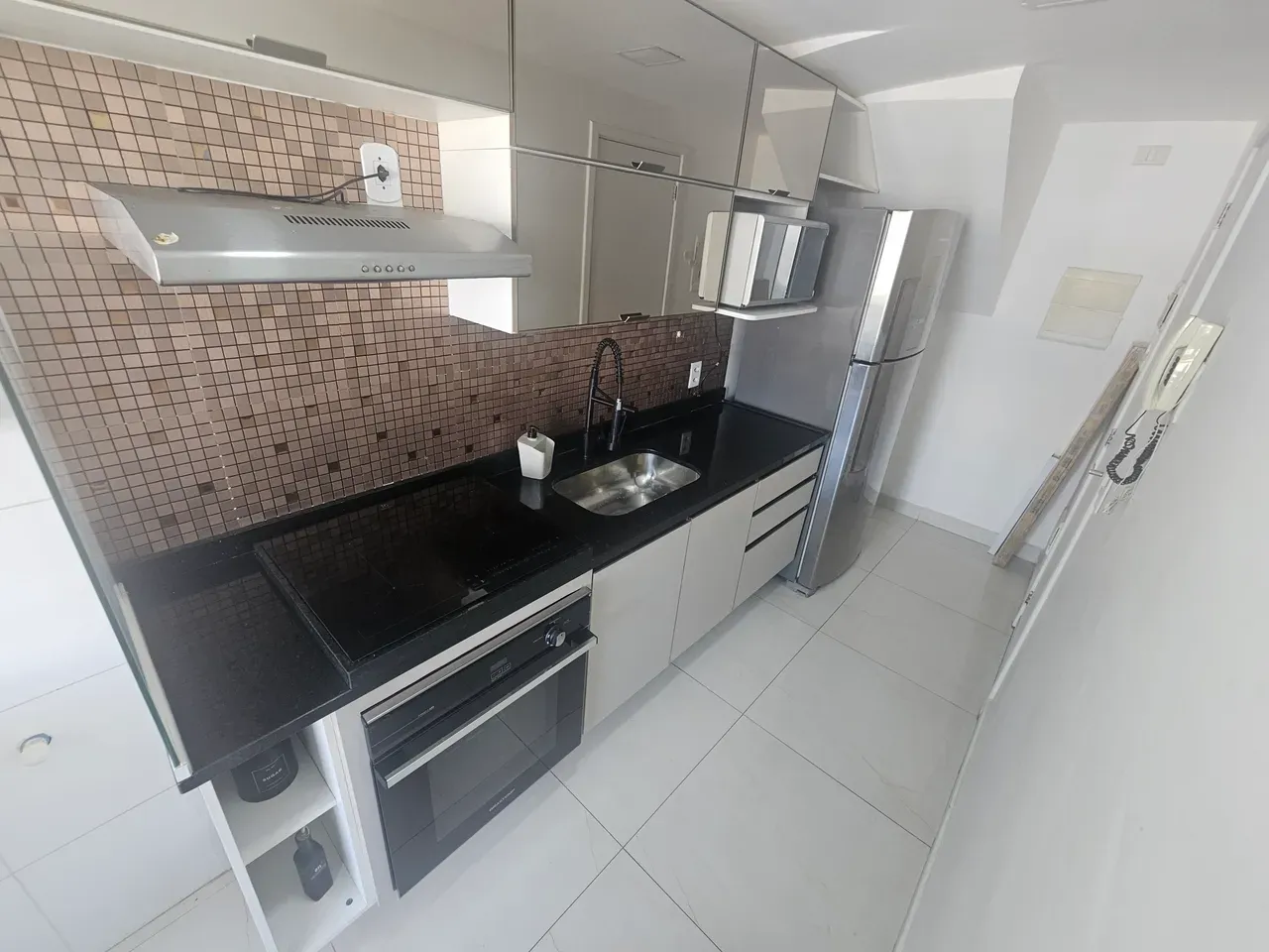 Apartamento com 5 quartos e 5 banheiros em 215 m² — photo 40