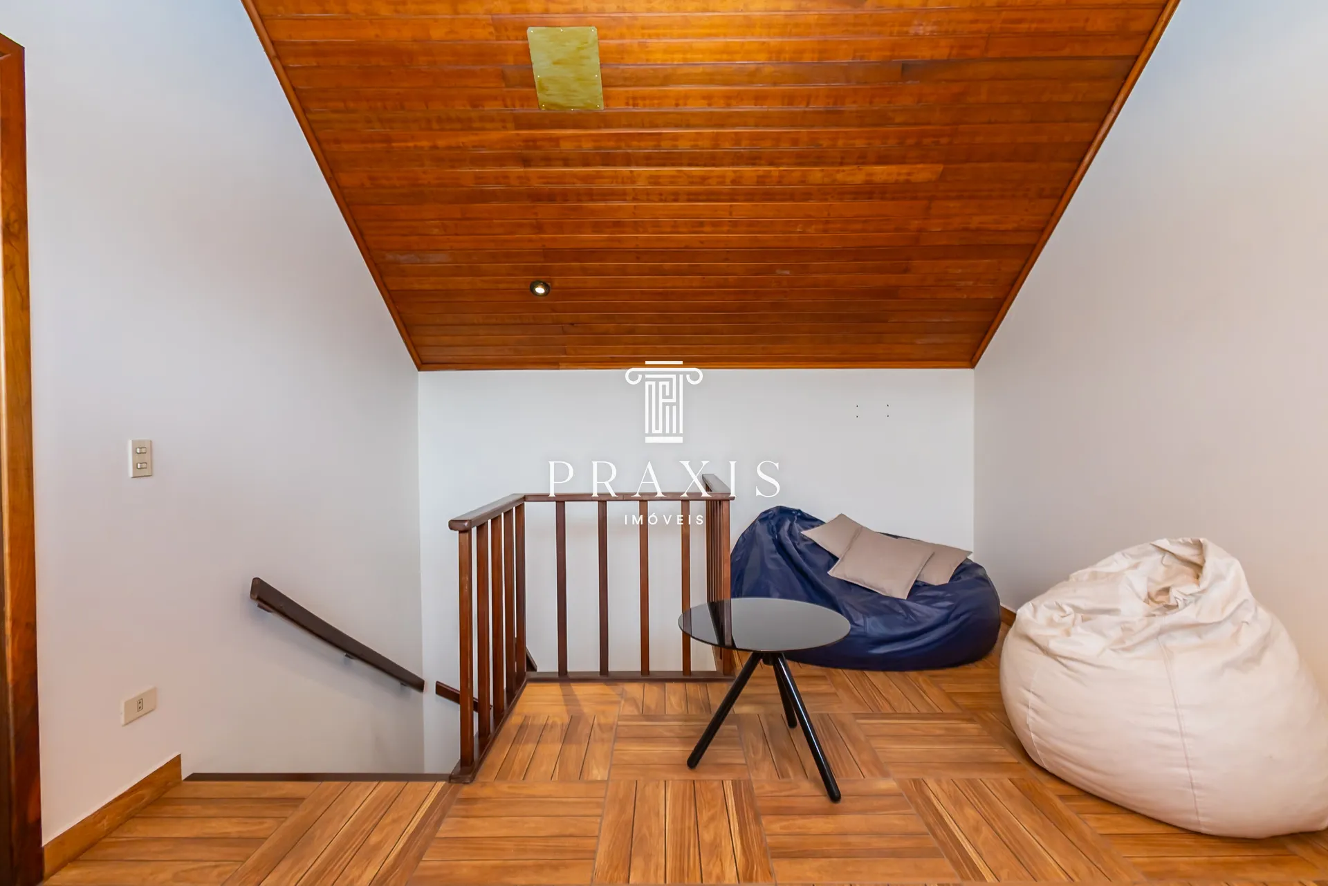 207 m² house with 5 bedrooms, 2 suites and 2 parking — photo 20