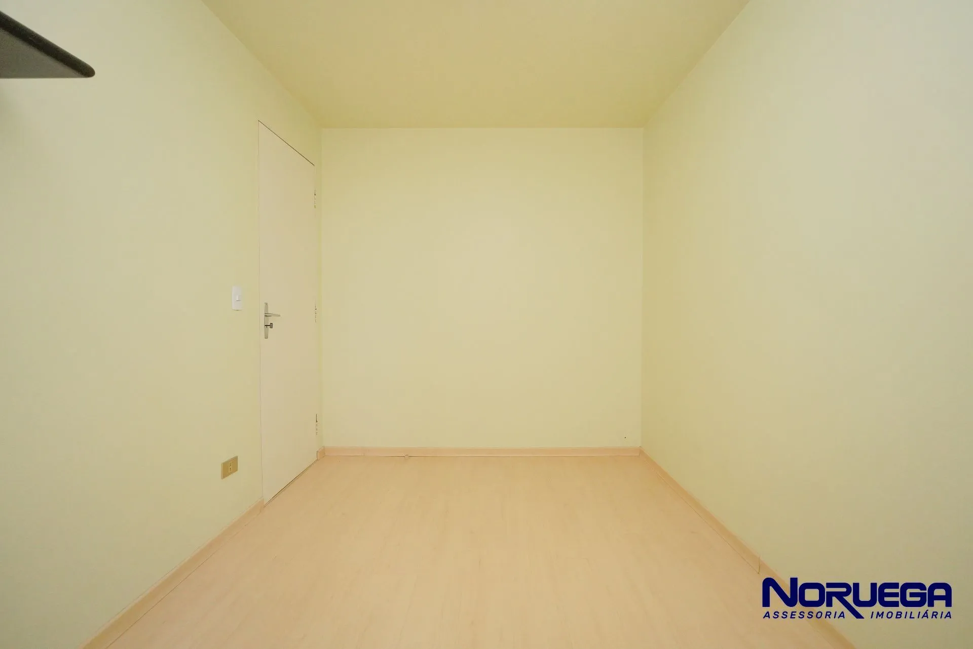 Apartment, 63 m², with wood or laminate floors — photo 21