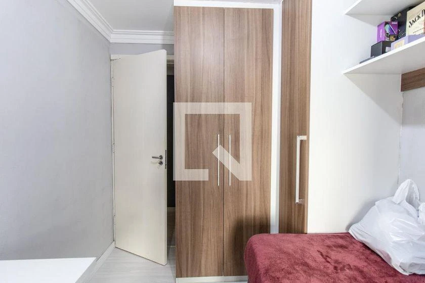 Furnished 2-bedroom apartment with private BBQ — photo 7