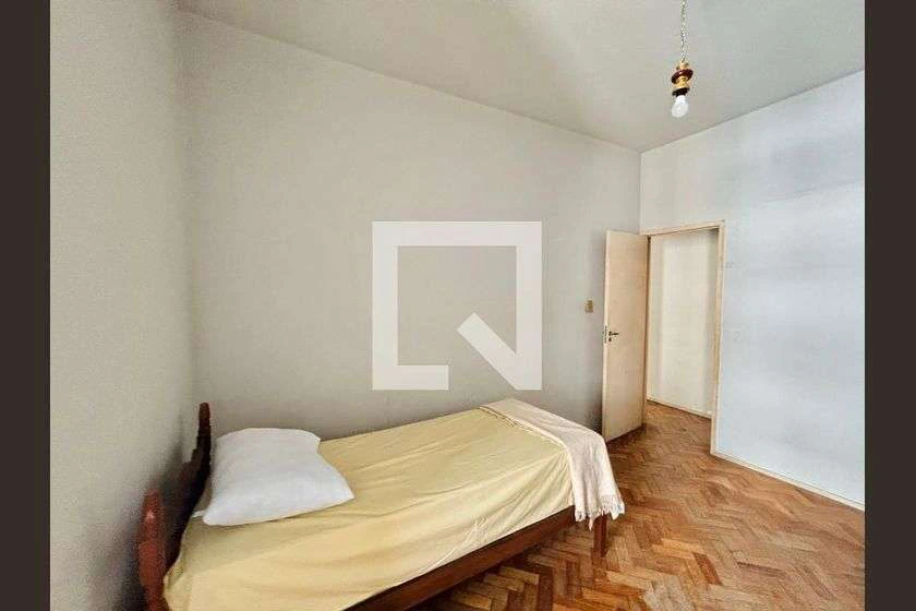 Unfurnished 2-bedroom apartment with city-facing windows — photo 10